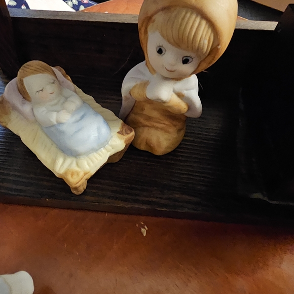 House of Lloyd Nativity set 11 pieces - Picture 3 of 11